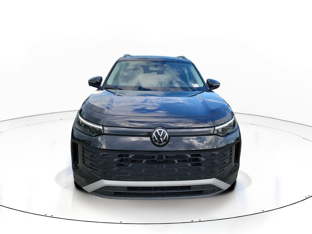 New 2026 Volkswagen Tiguan 2.0T SE SUV