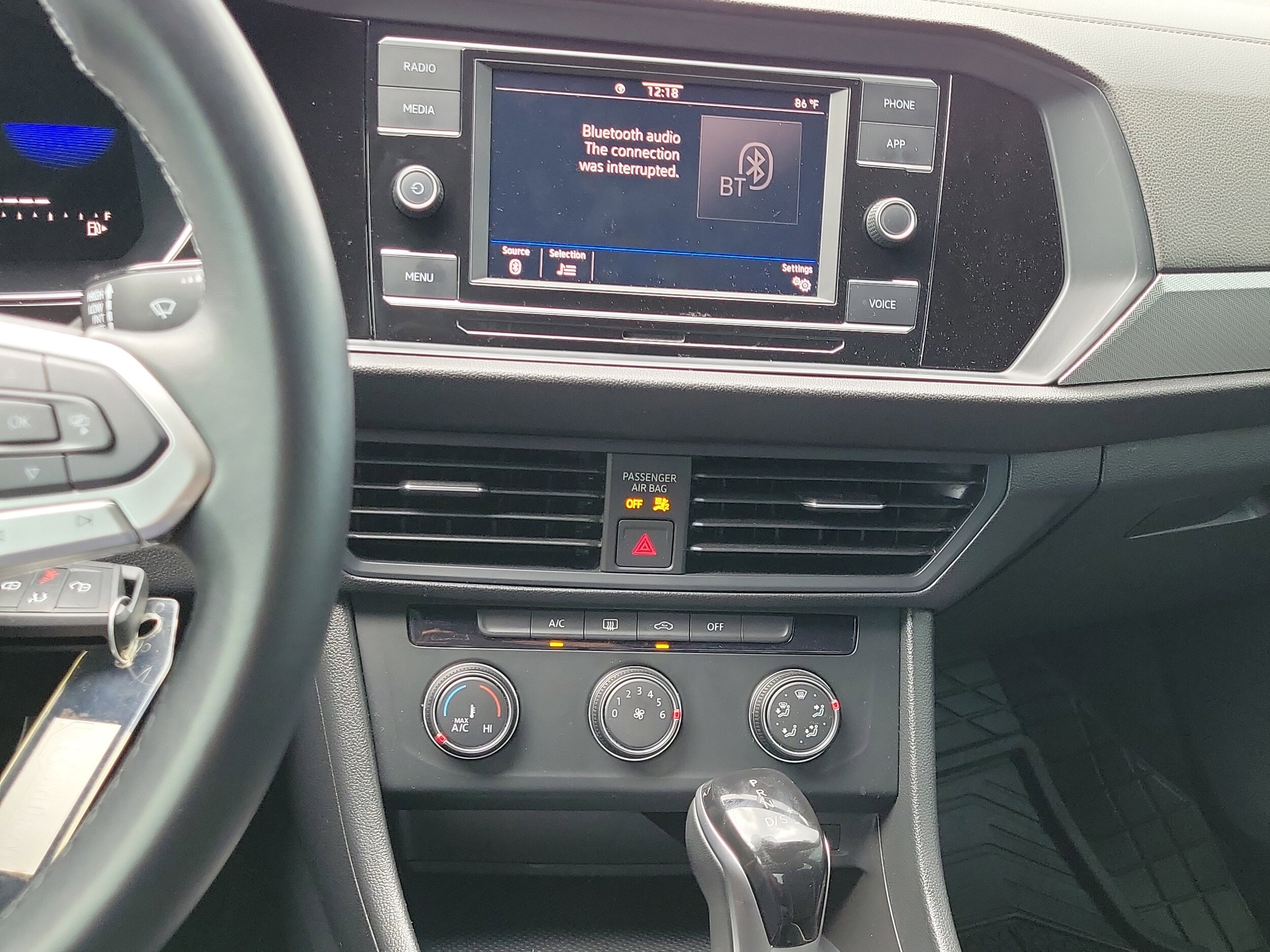 2022 Volkswagen Jetta Sport - Photo 24