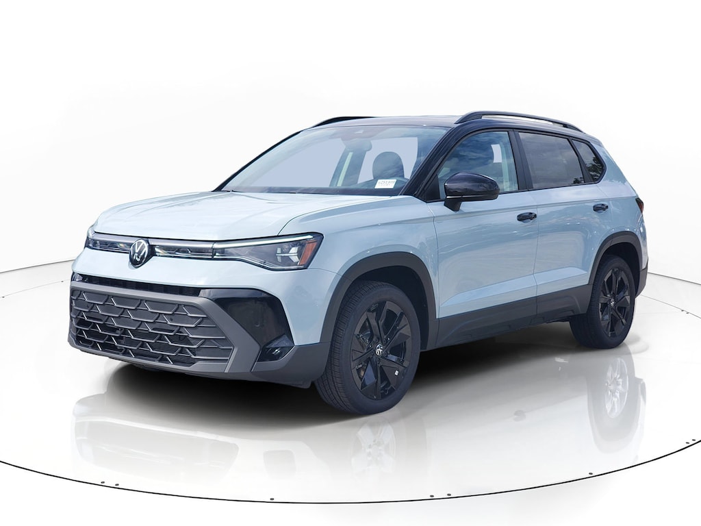 New 2026 Volkswagen Taos 1.5T SE Black SUV