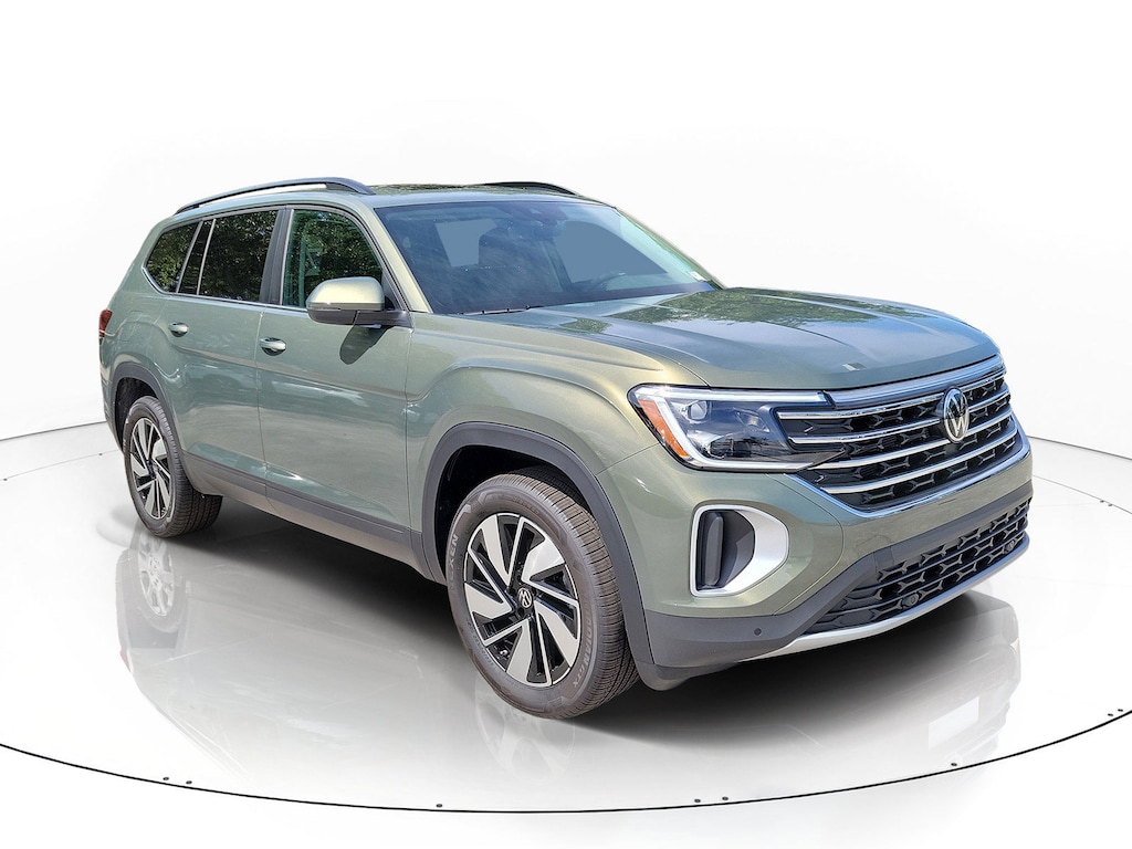 New 2026 Volkswagen Atlas SE w/Technology SUV