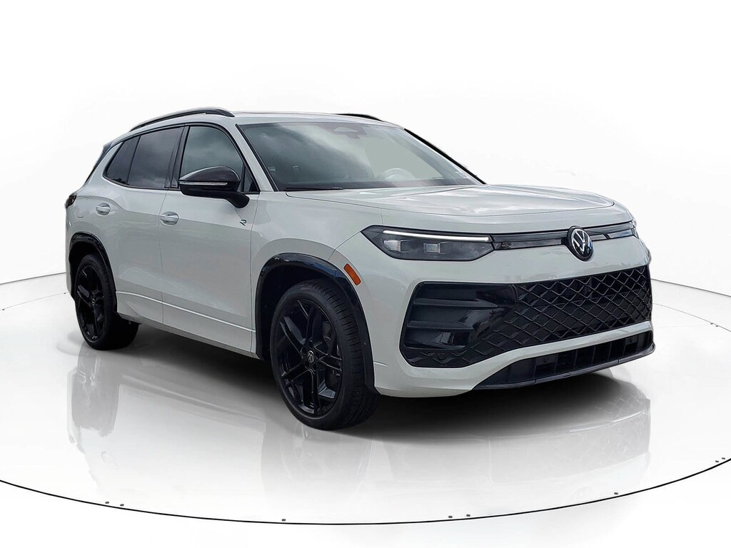 New 2026 Volkswagen Tiguan SE R-Line Black SUV
