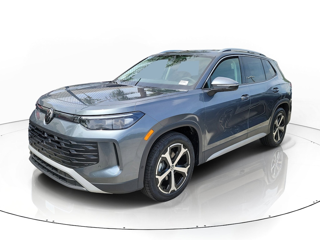 New 2026 Volkswagen Tiguan SE SUV