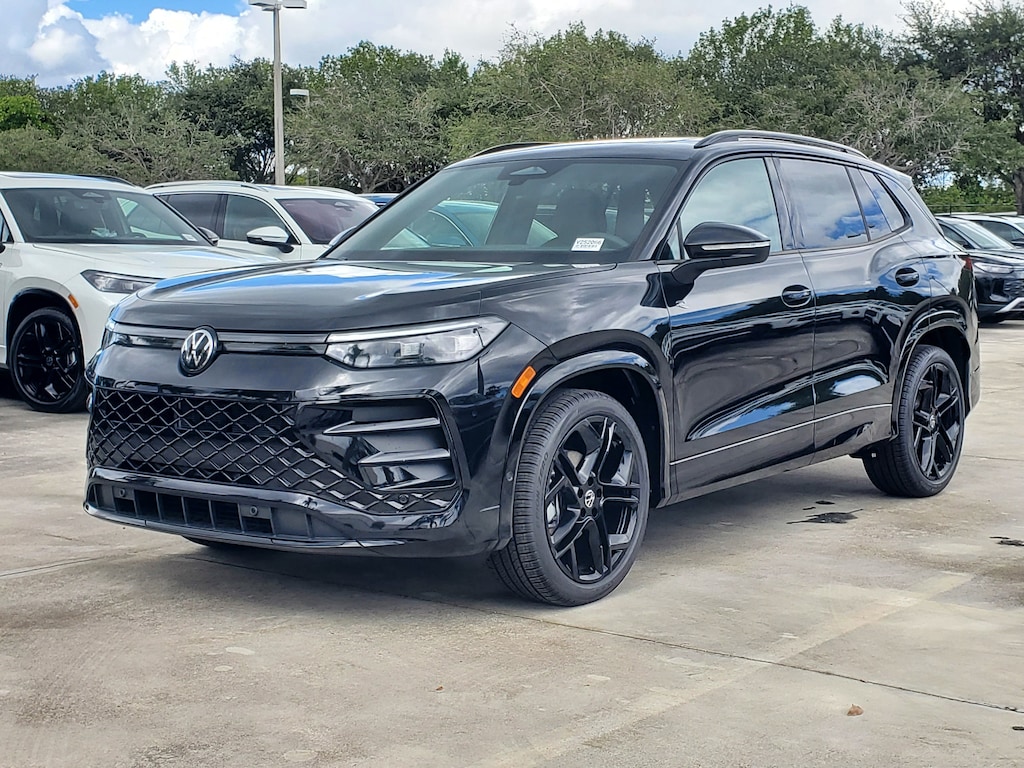 New 2026 Volkswagen Tiguan 2.0T SE R-Line Black SUV