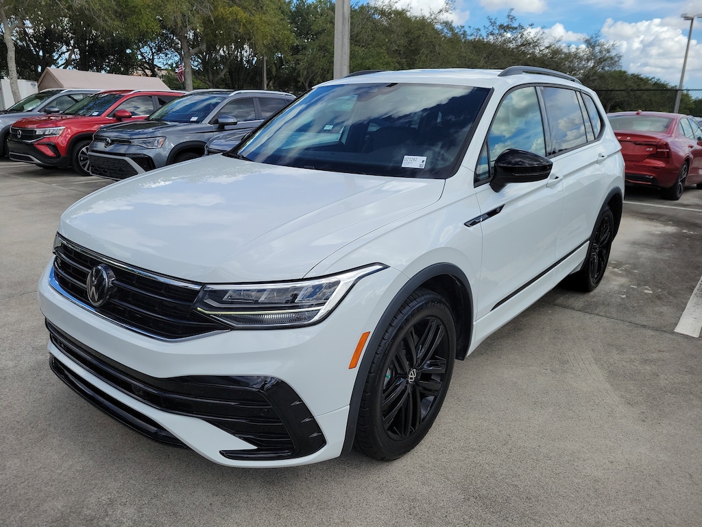 Used 2022 Volkswagen Tiguan 2.0T SE R-Line Black SUV