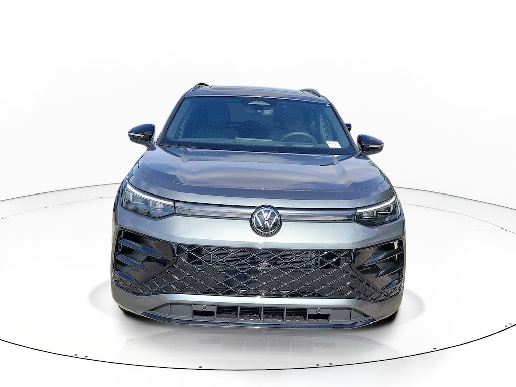 New 2026 Volkswagen Tiguan 2.0T SE R-Line Black SUV