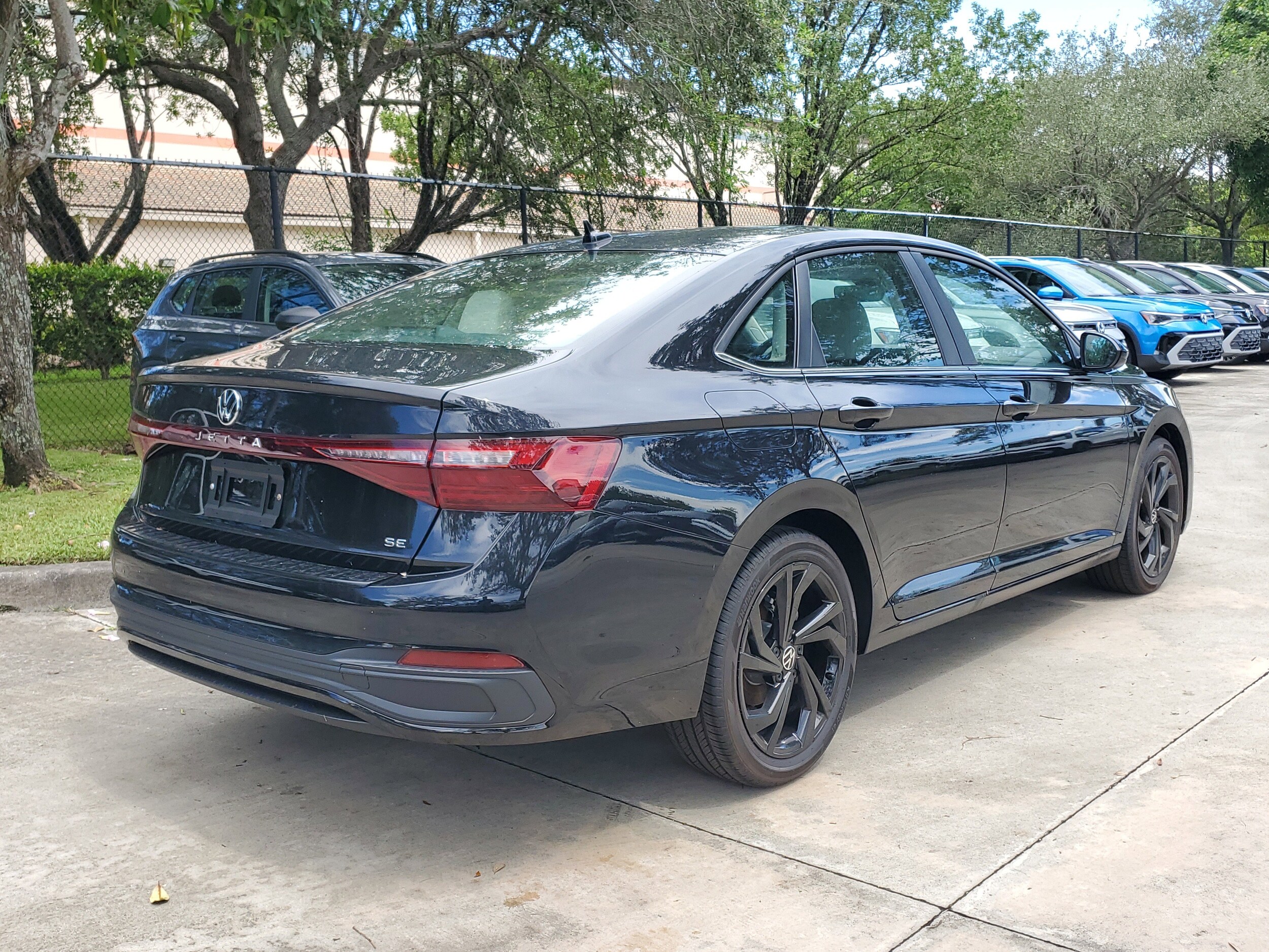2026 Volkswagen Jetta SE photo 3