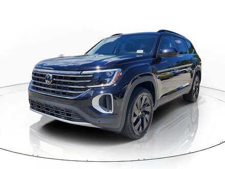 2026 Volkswagen Atlas SE w/Technology SUV