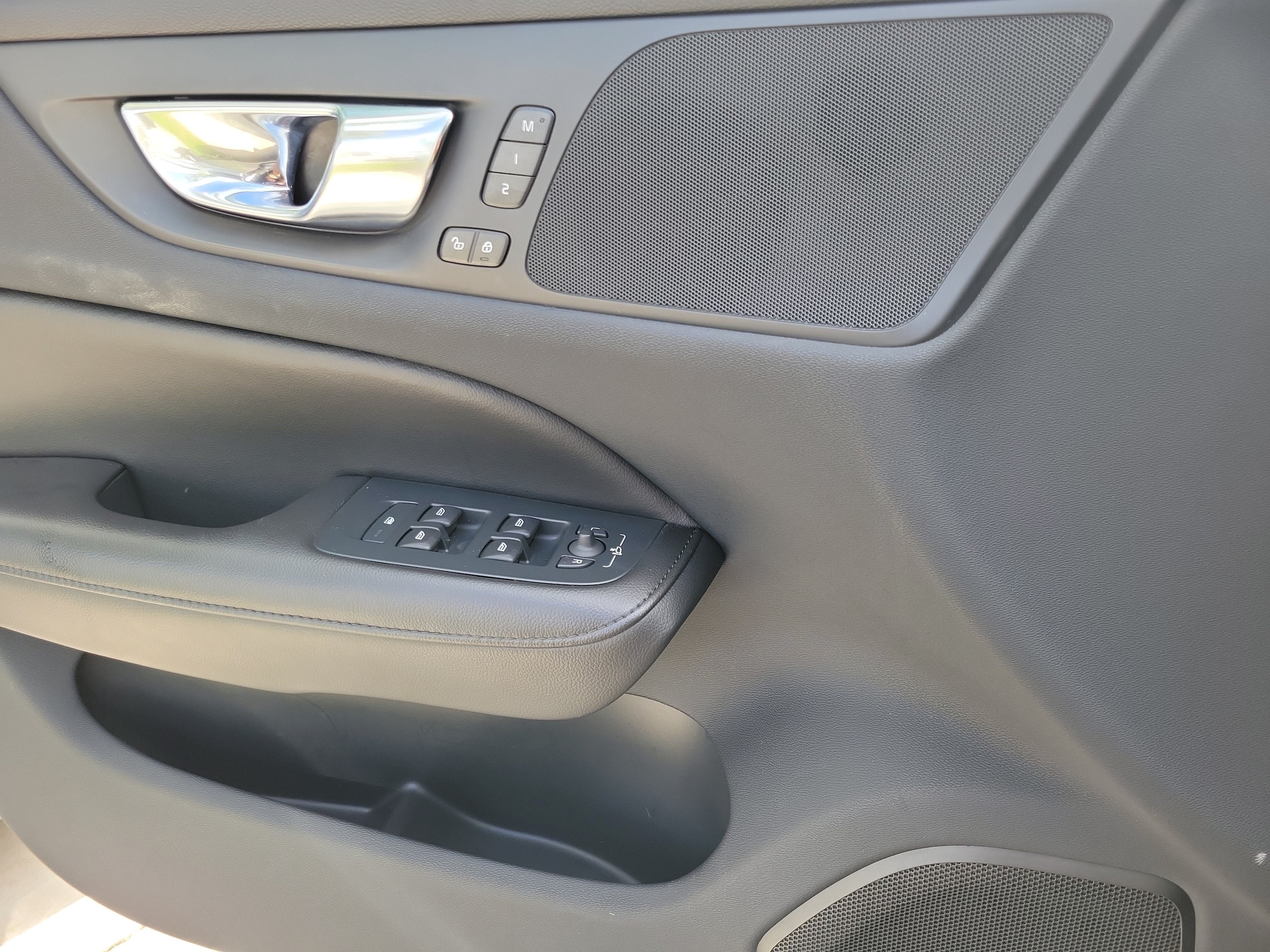 2023 Volvo S60 Core - Photo 16