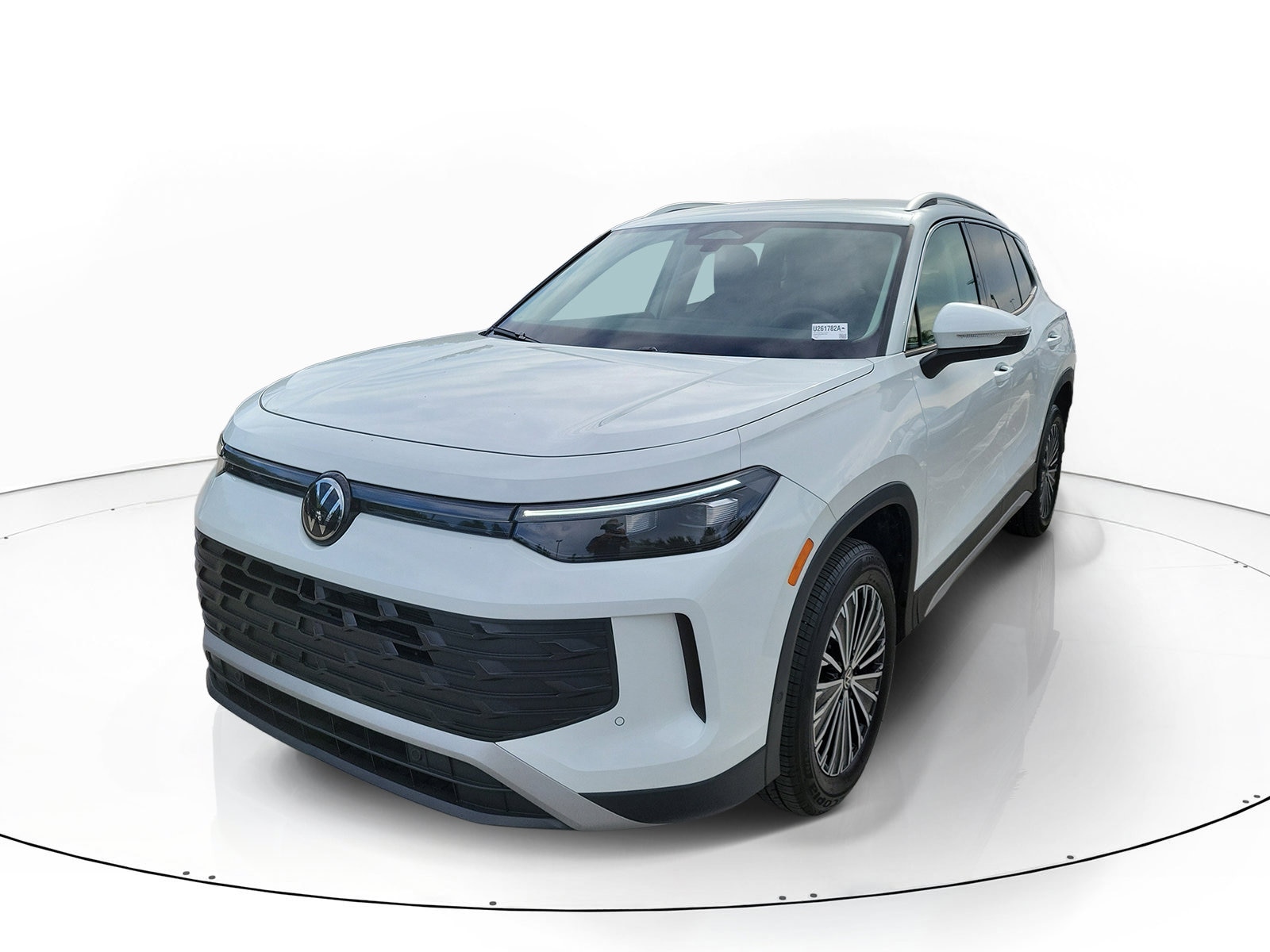 2025 Volkswagen Tiguan S - Photo 3