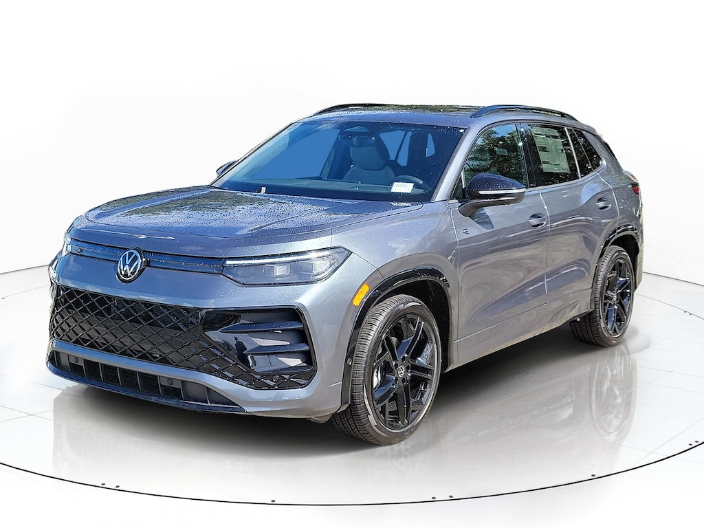 New 2026 Volkswagen Tiguan SE R-Line Black SUV