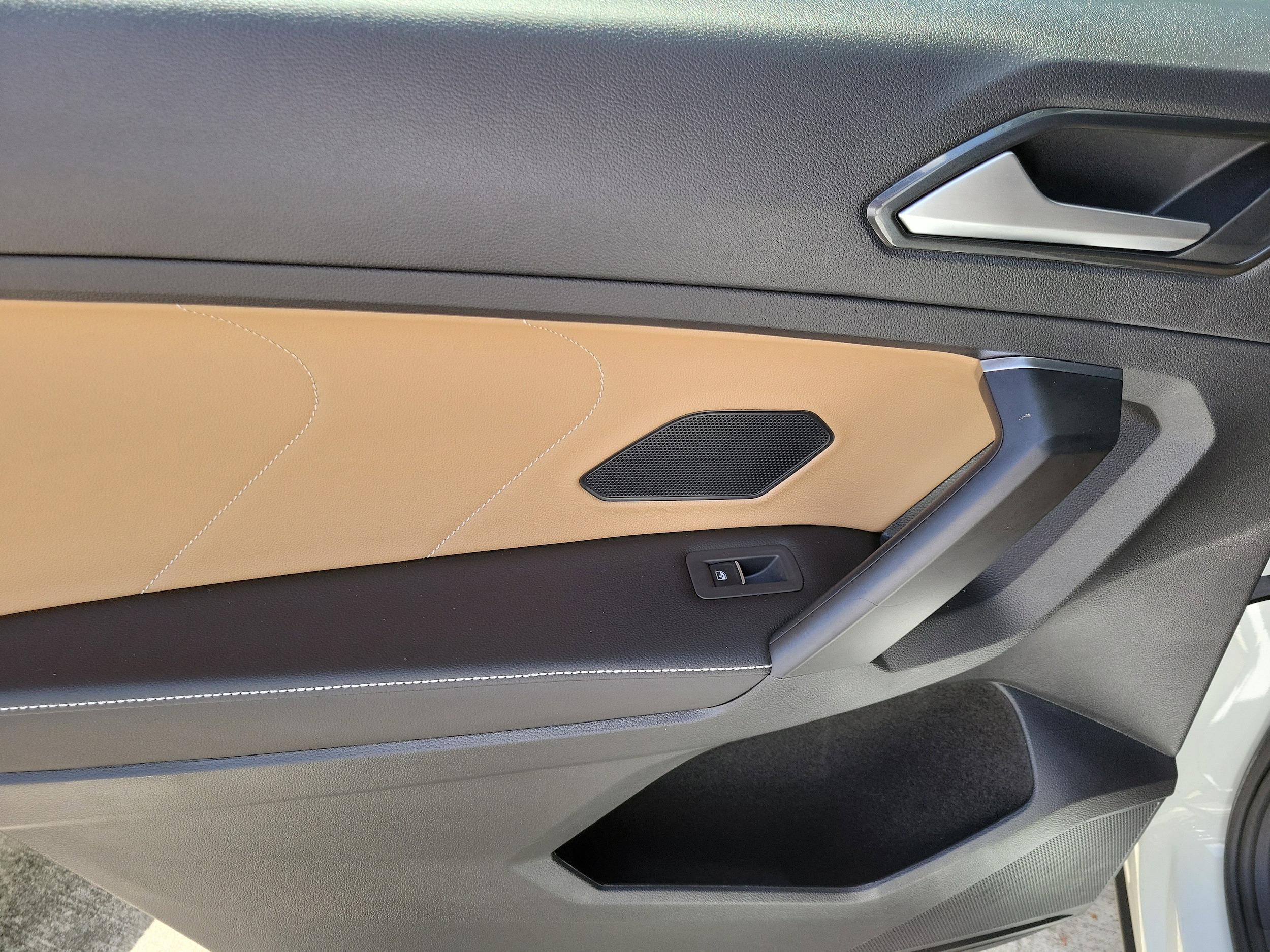 2023 Volkswagen Tiguan SE R-LINE BLACK - Photo 13
