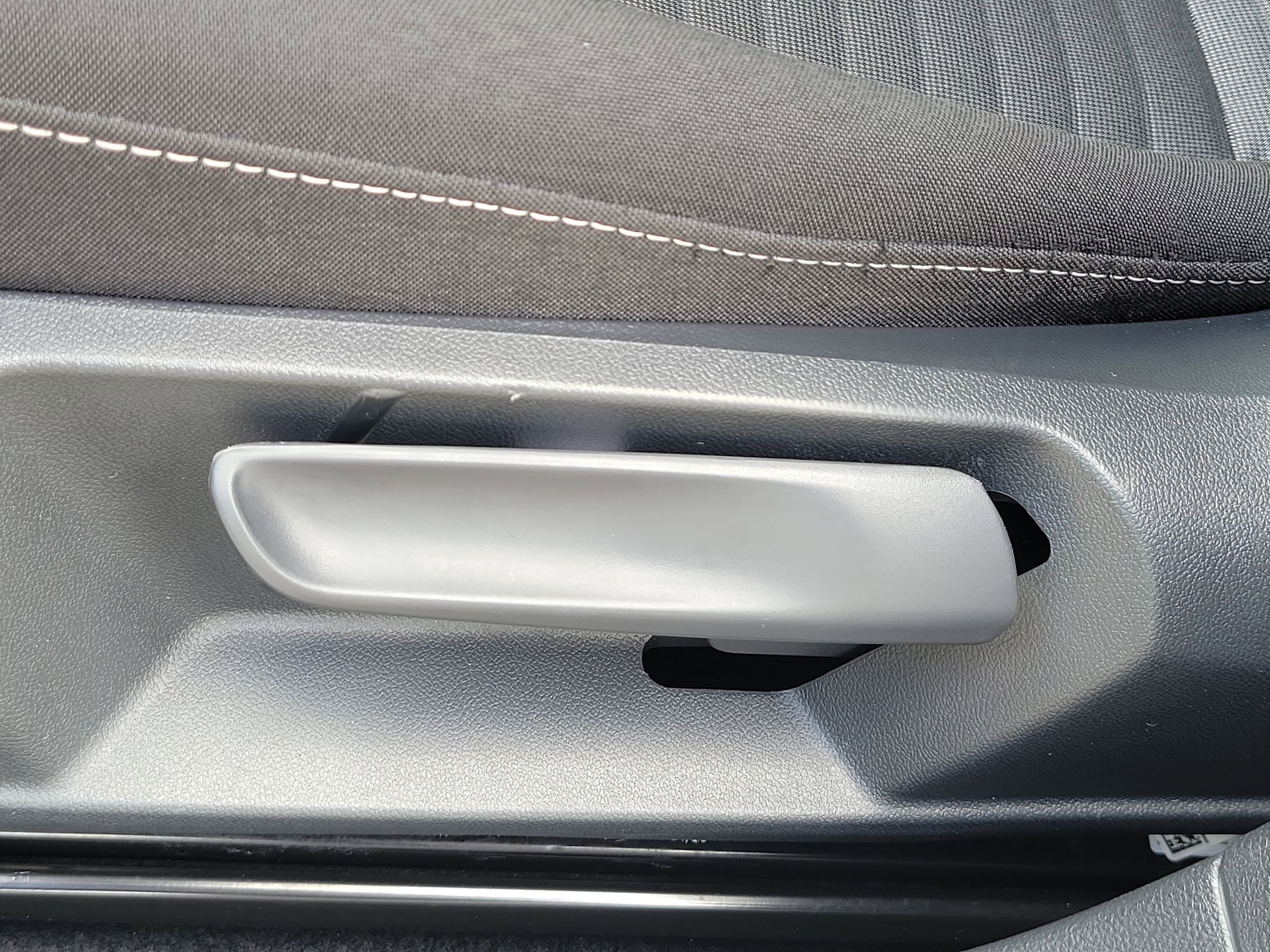 2025 Volkswagen Jetta S - Photo 17