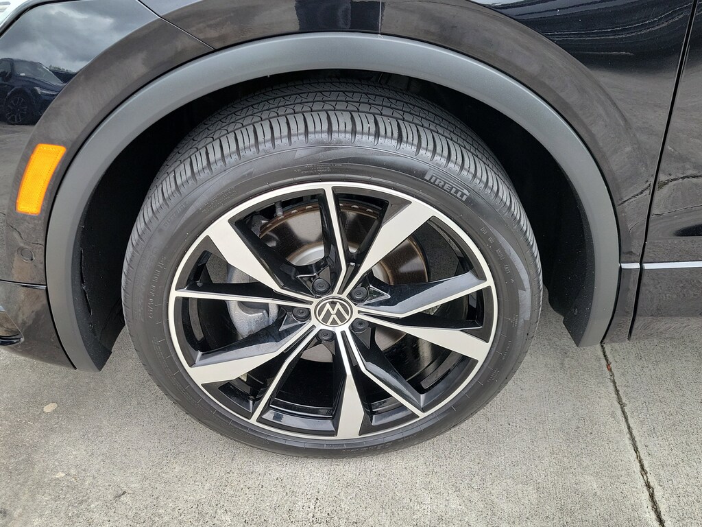 Certified 2024 Volkswagen Tiguan 2.0T SEL R-Line SUV