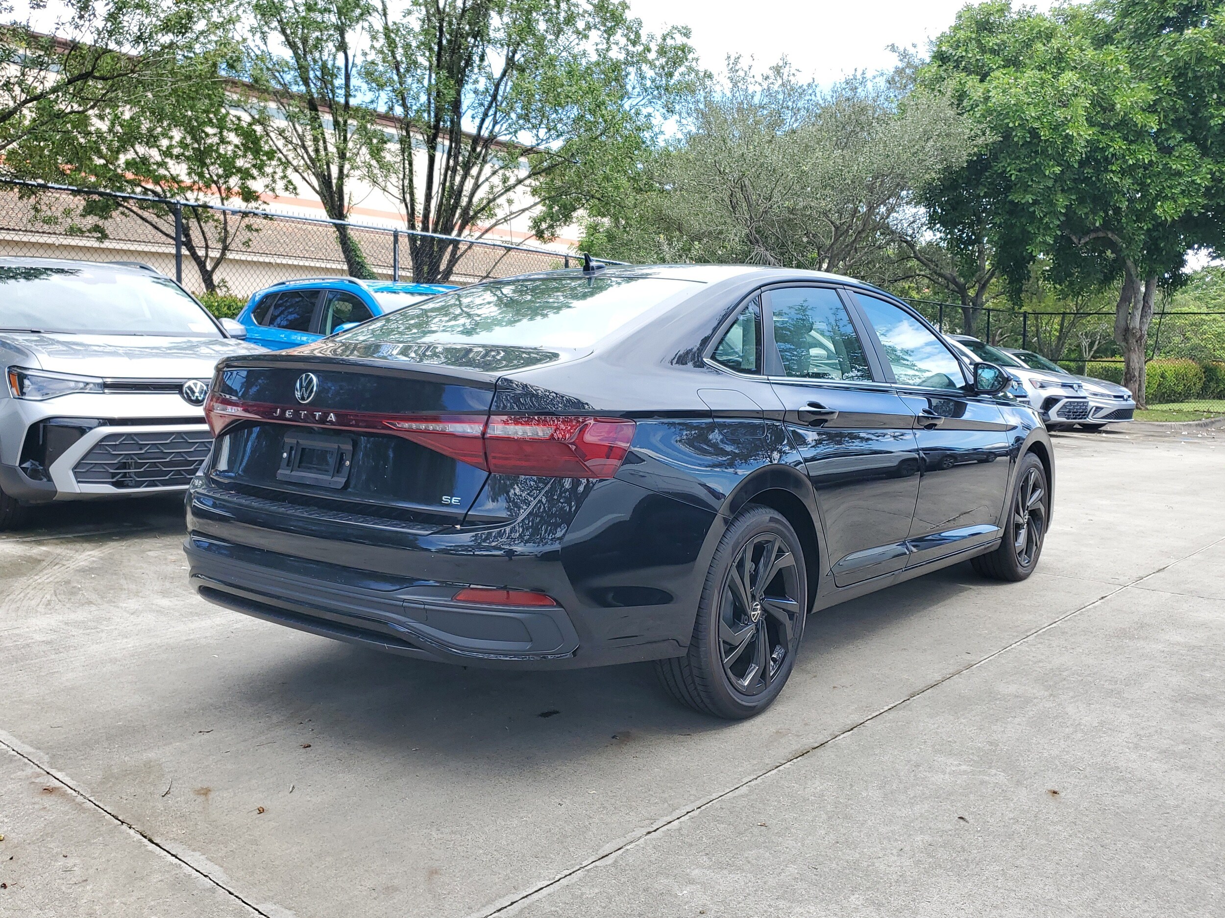 2026 Volkswagen Jetta SE photo 3
