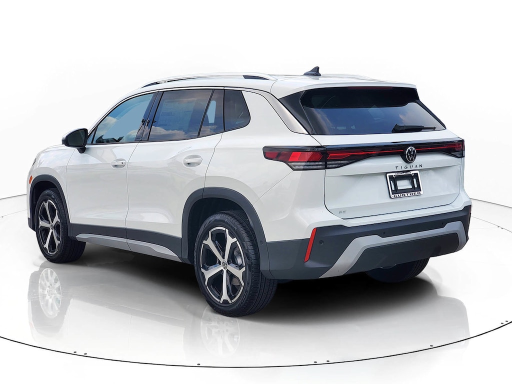 New 2026 Volkswagen Tiguan SE SUV