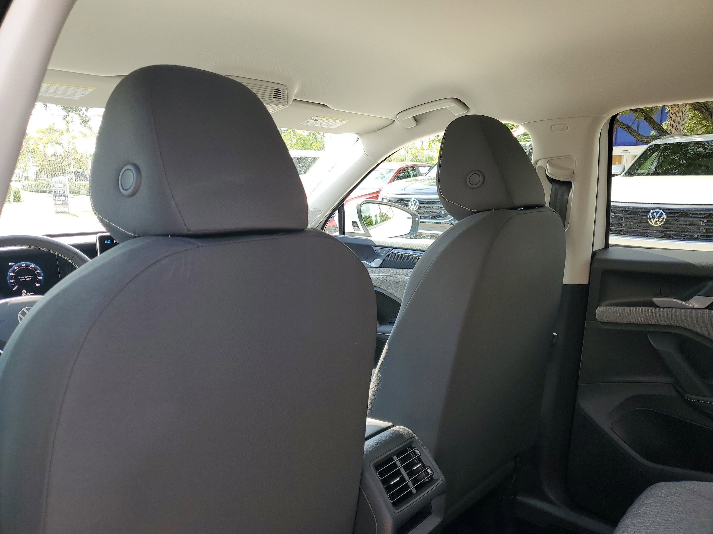 2025 Volkswagen Tiguan S - Photo 9