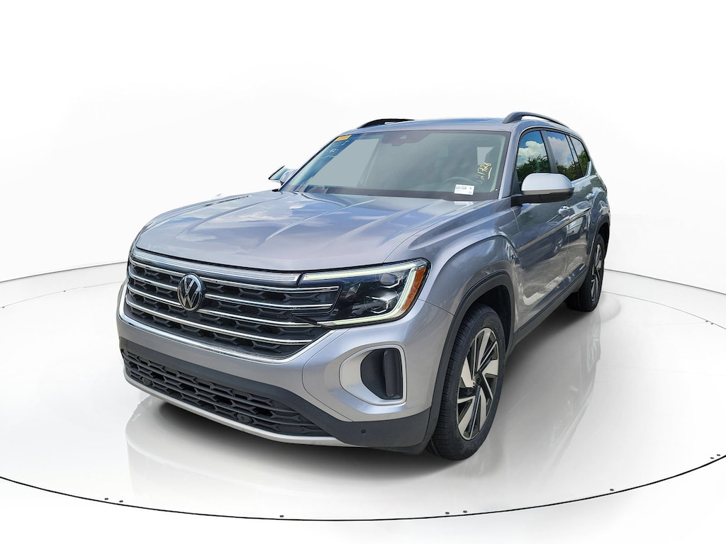 Used 2024 Volkswagen Atlas 2.0T SE w/Technology SUV
