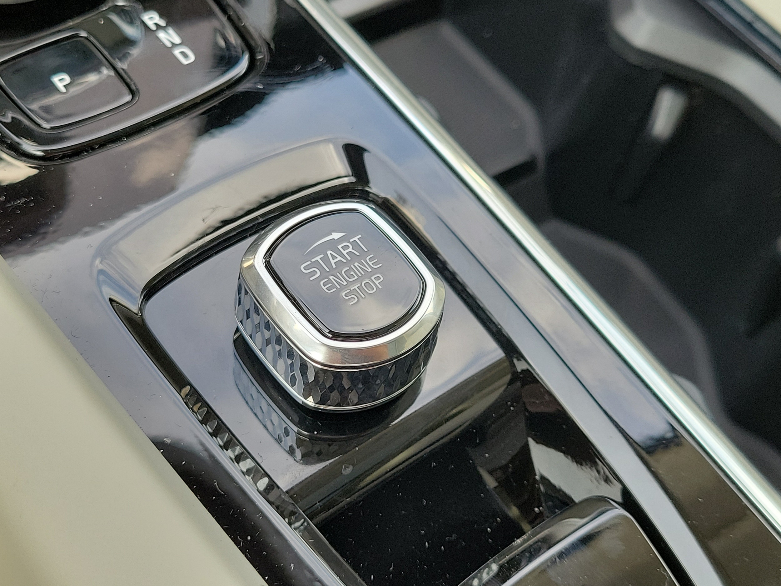 2026 Volvo XC60 Ultra - Photo 17