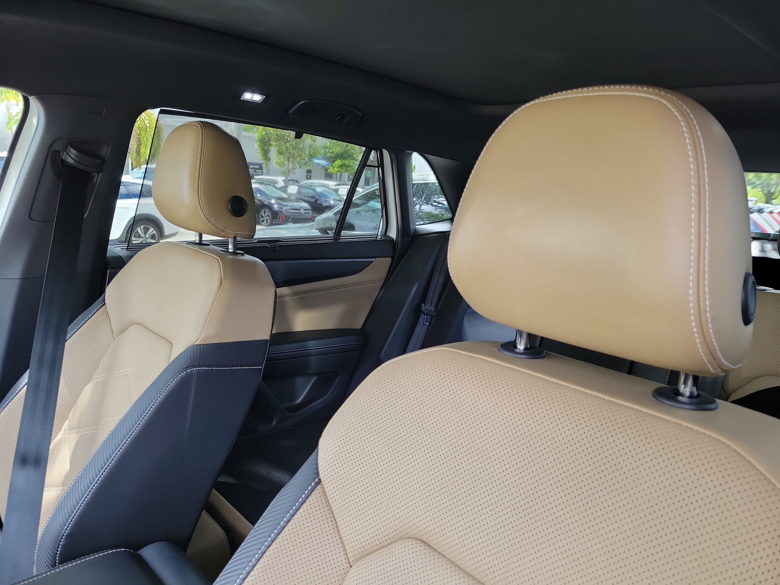 2024 Volkswagen Atlas Cross Sport SE w/Tech - Photo 17