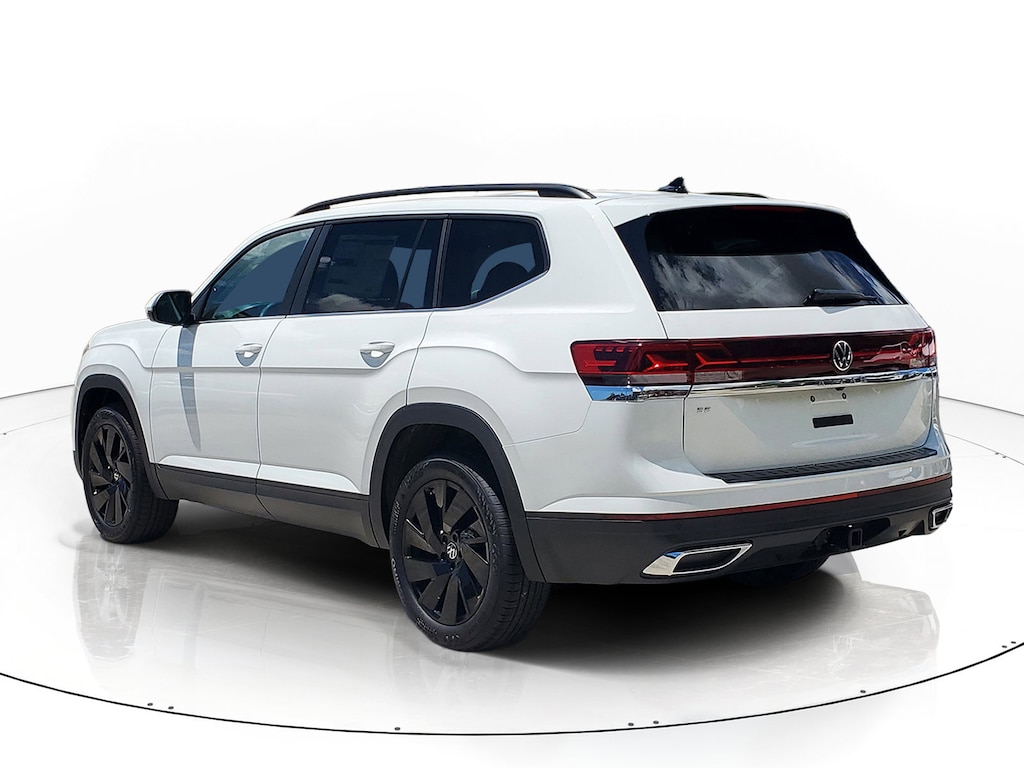 New 2026 Volkswagen Atlas SE w/Technology SUV