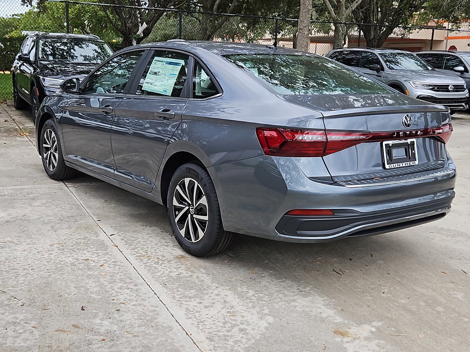 2025 Volkswagen Jetta 1.5T S photo 4