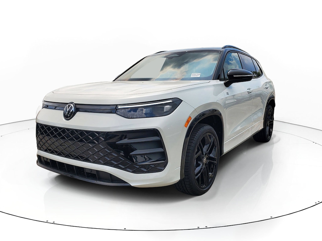 New 2026 Volkswagen Tiguan 2.0T SE R-Line Black SUV