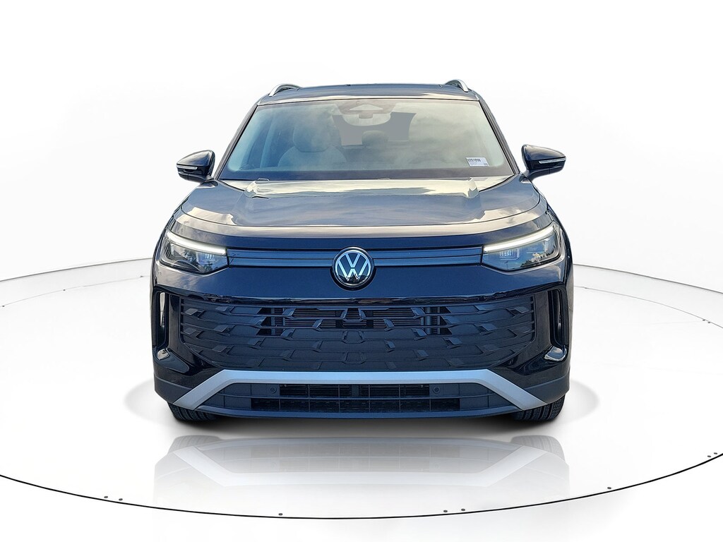 New 2026 Volkswagen Tiguan SE SUV