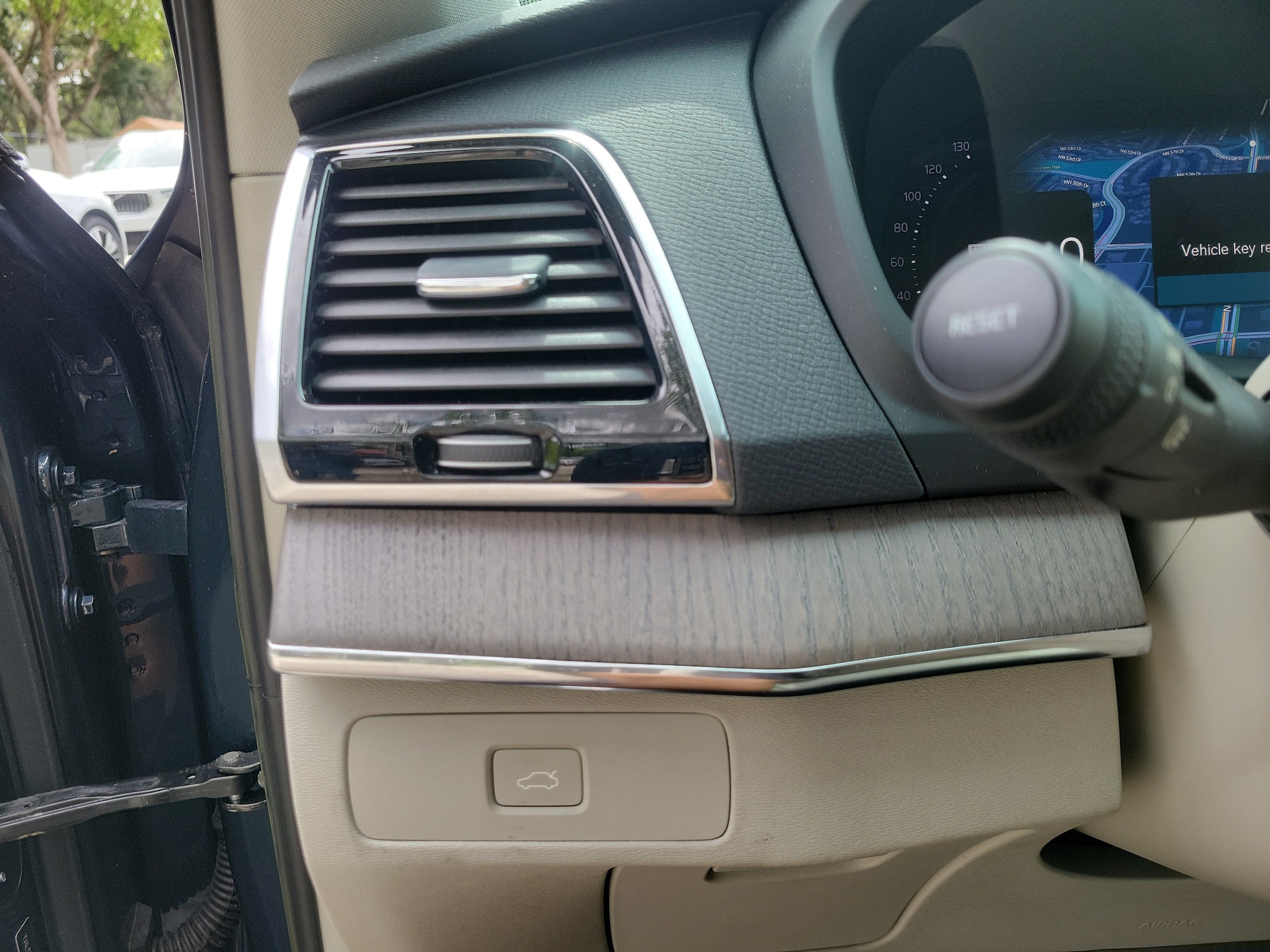 2023 Volvo XC90 Plus - Photo 20