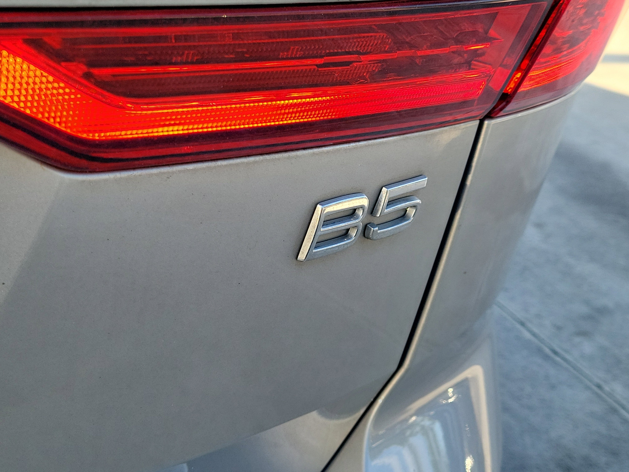 2023 Volvo XC60 Ultimate - Photo 5