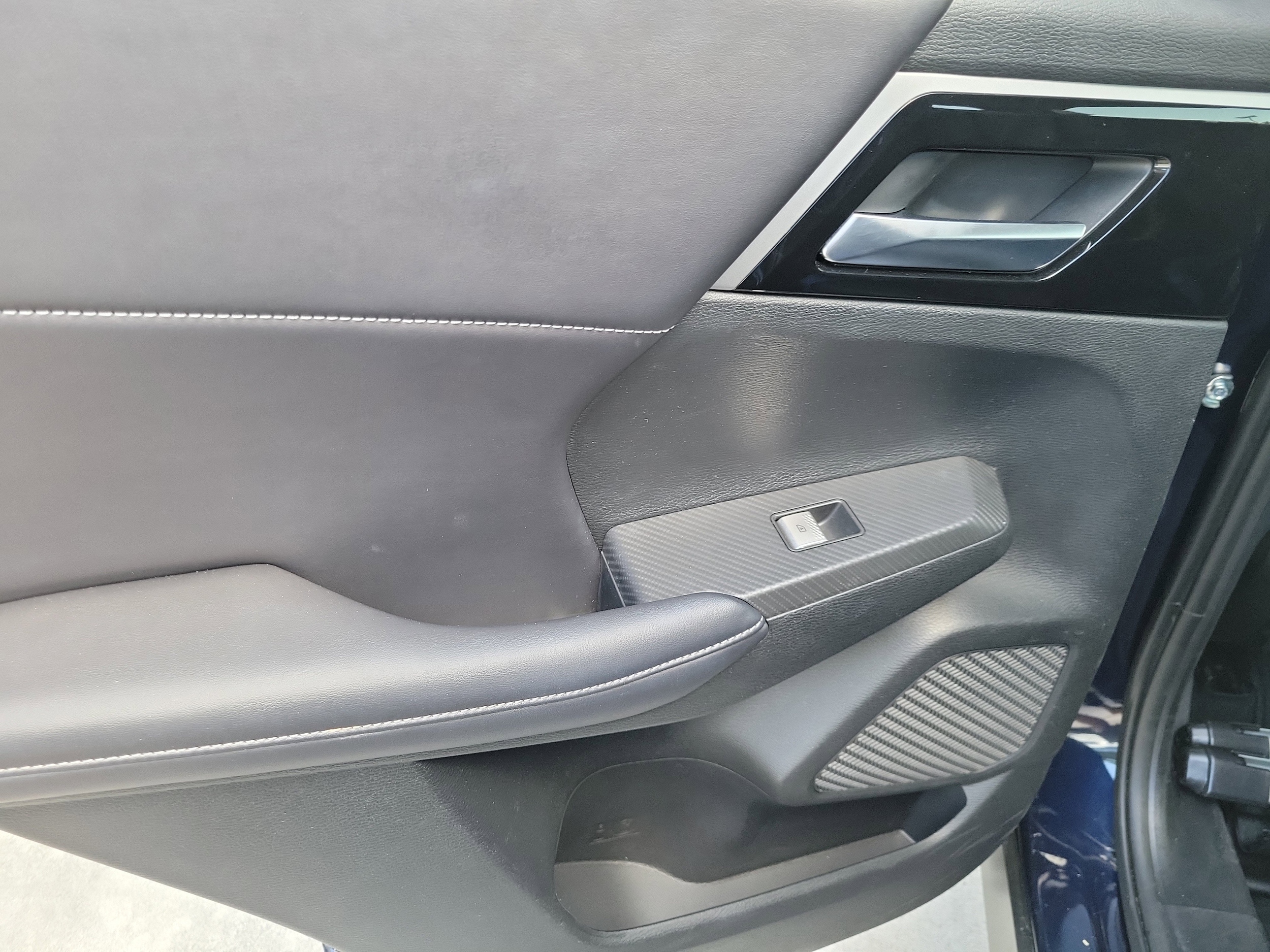 2024 Mitsubishi Outlander SE - Photo 16