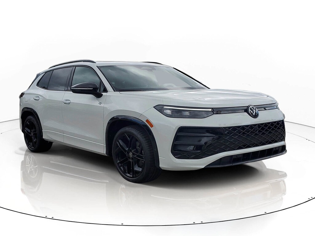 New 2026 Volkswagen Tiguan 2.0T SE R-Line Black SUV