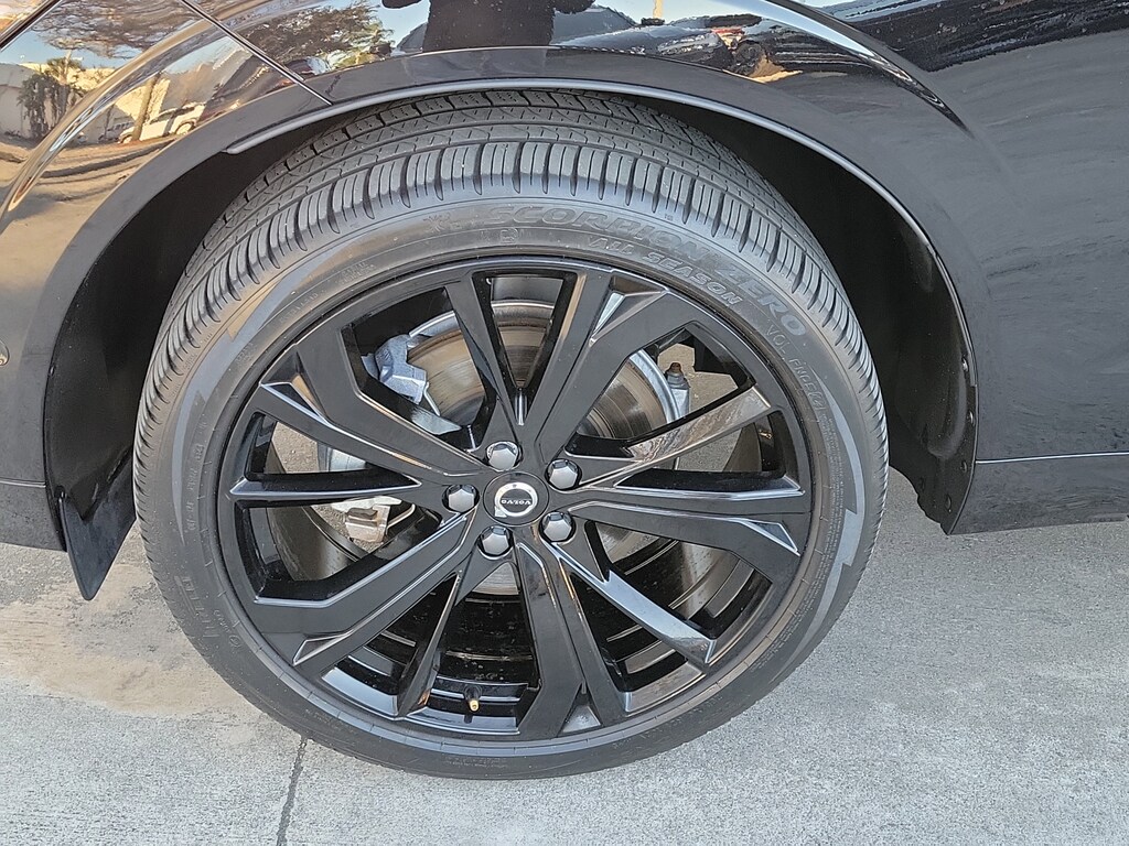 Used 2024 Volvo XC60 B5 Ultimate Black Edition SUV