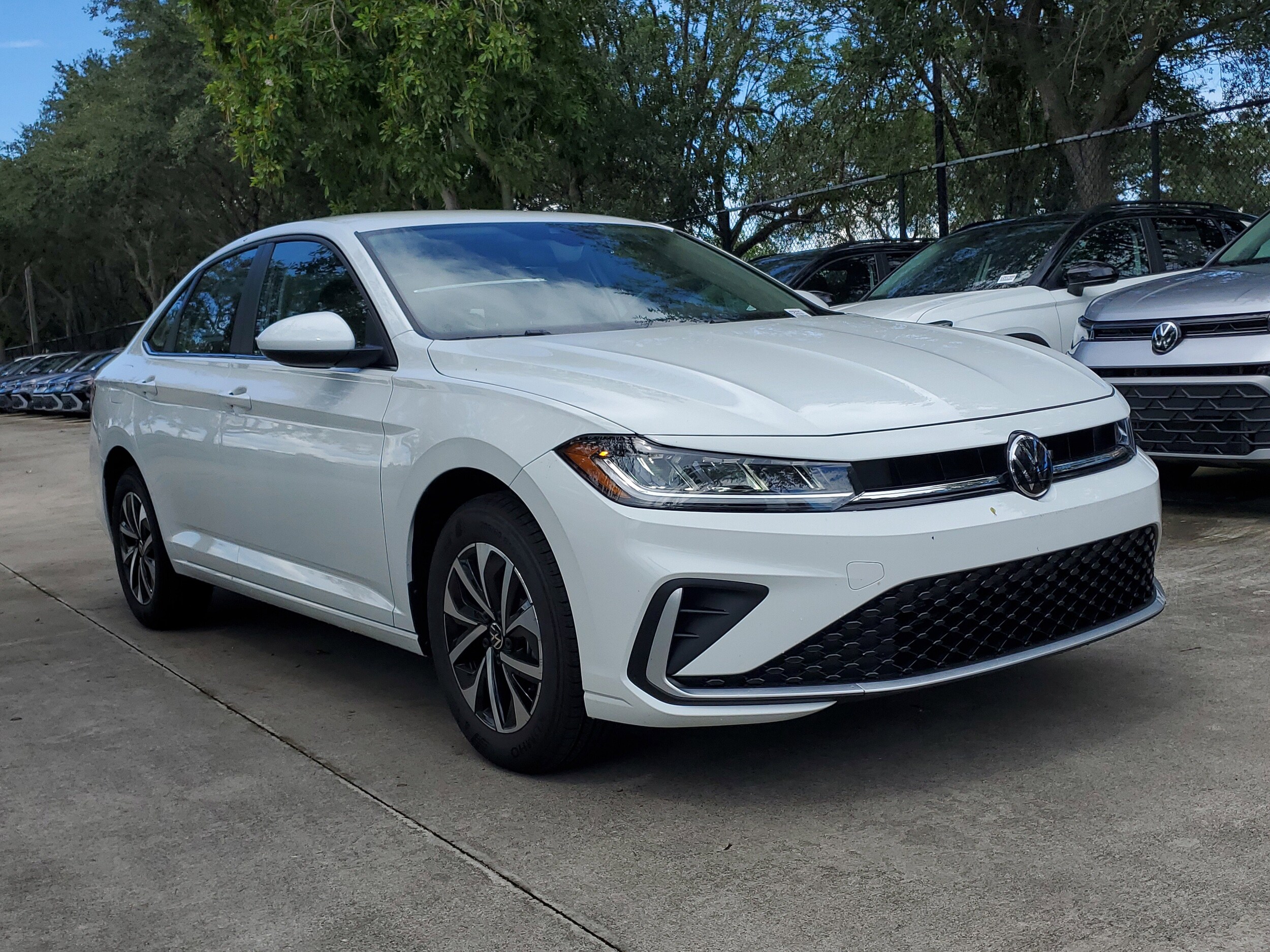 2026 Volkswagen Jetta S photo 2