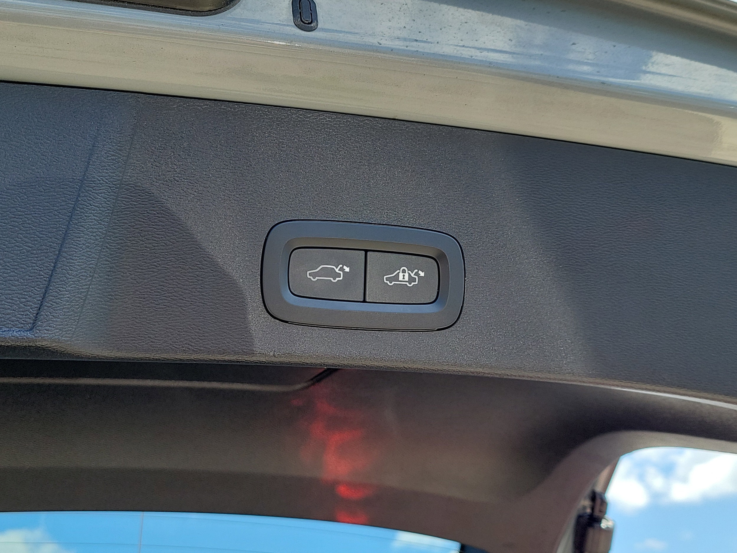 2025 Volvo XC40 Core - Photo 9