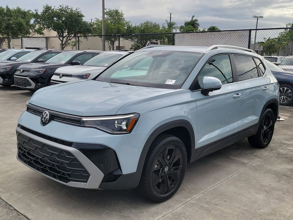 New 2026 Volkswagen Taos 1.5T SE SUV