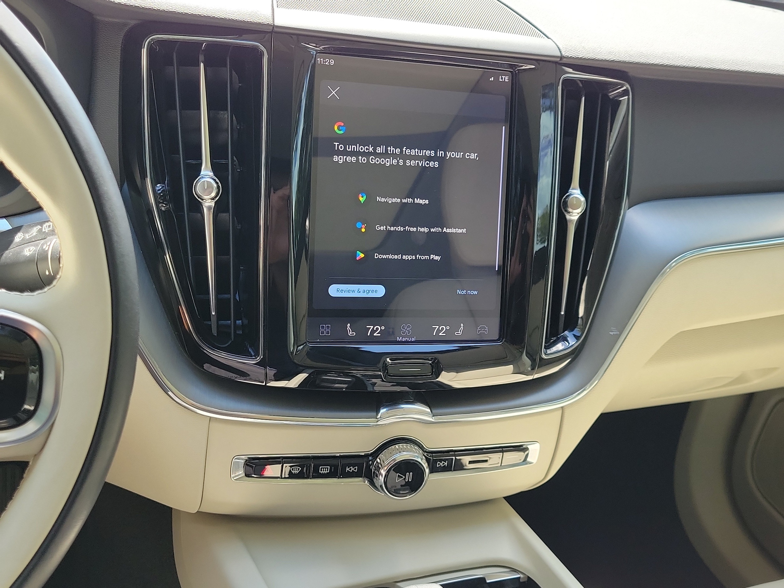 2023 Volvo XC60 Core - Photo 26