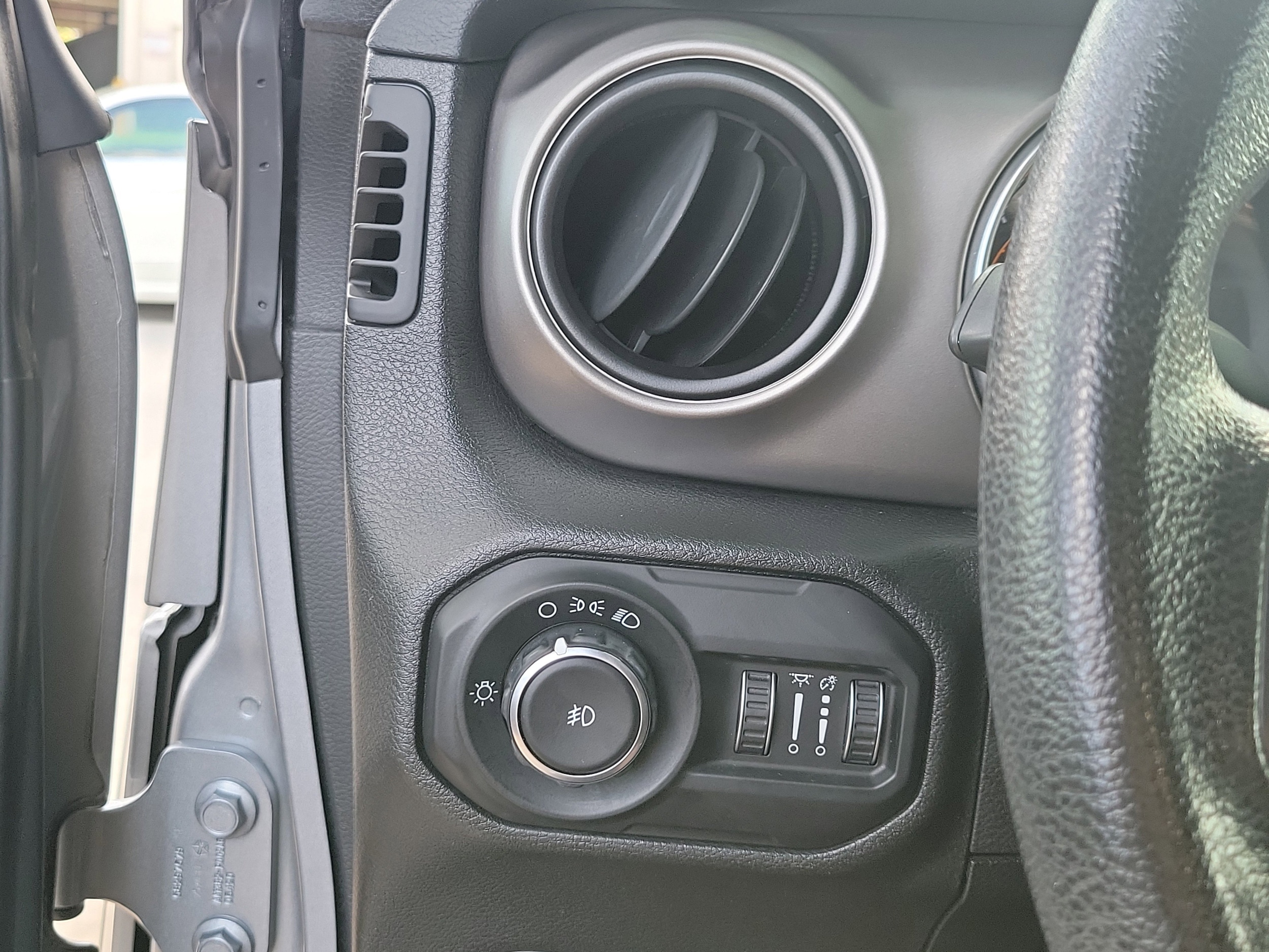 2021 Jeep Wrangler Unlimited Sport - Photo 22