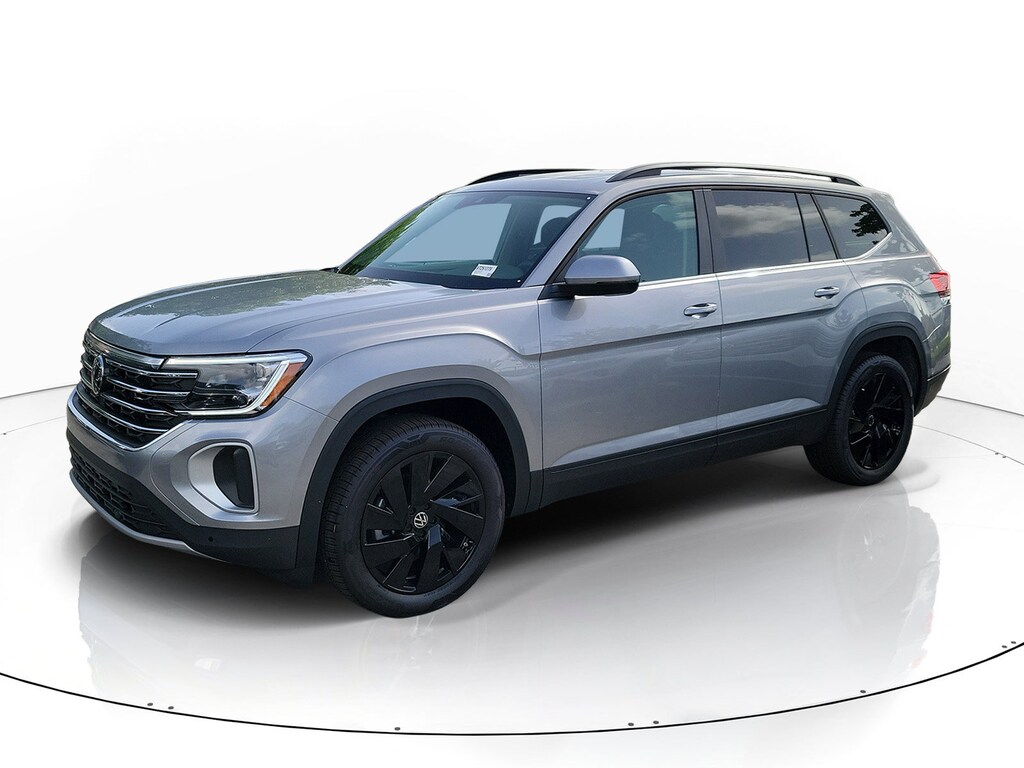 New 2026 Volkswagen Atlas SE w/Technology SUV