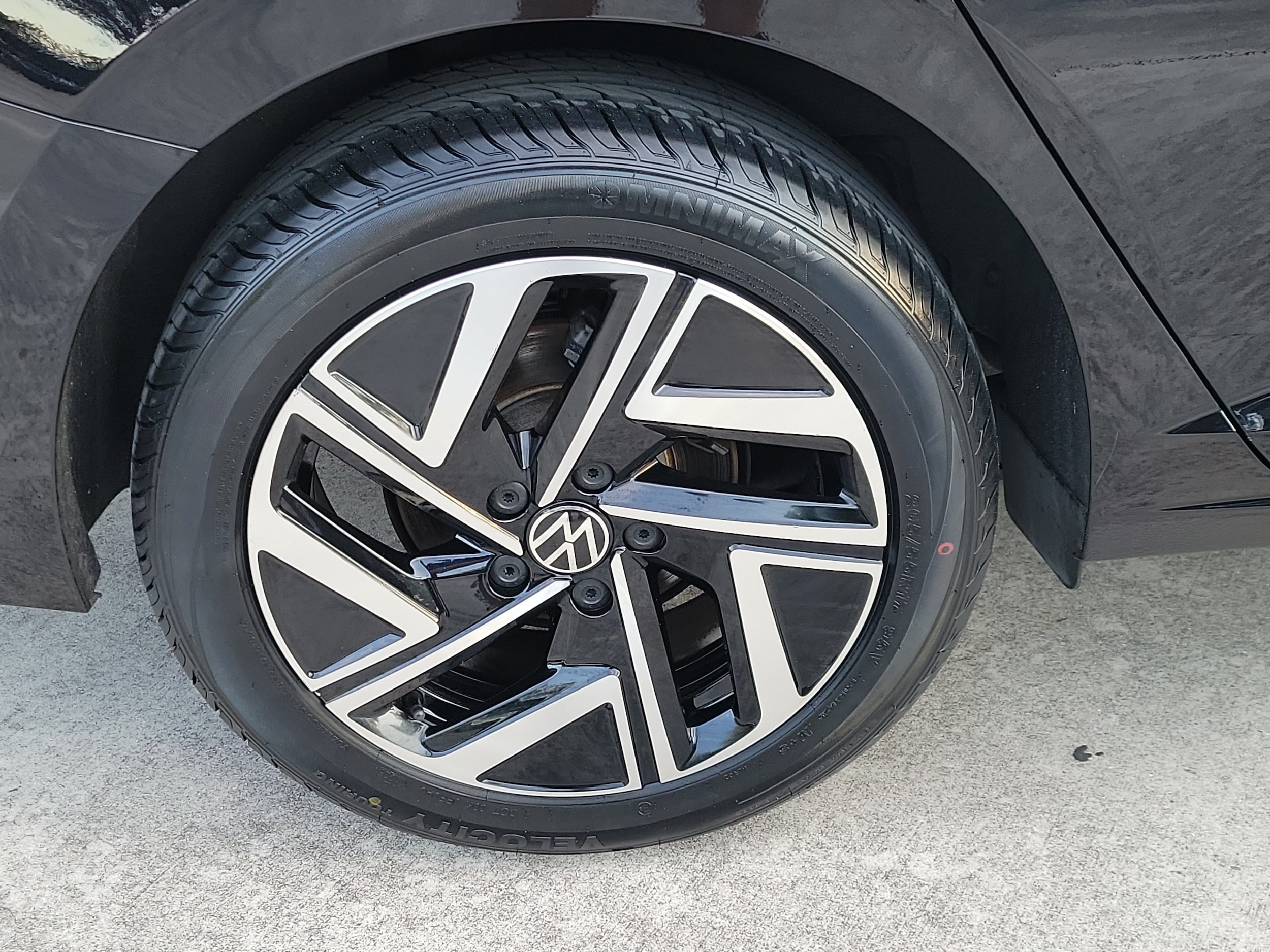 2024 Volkswagen Jetta SEL - Photo 10