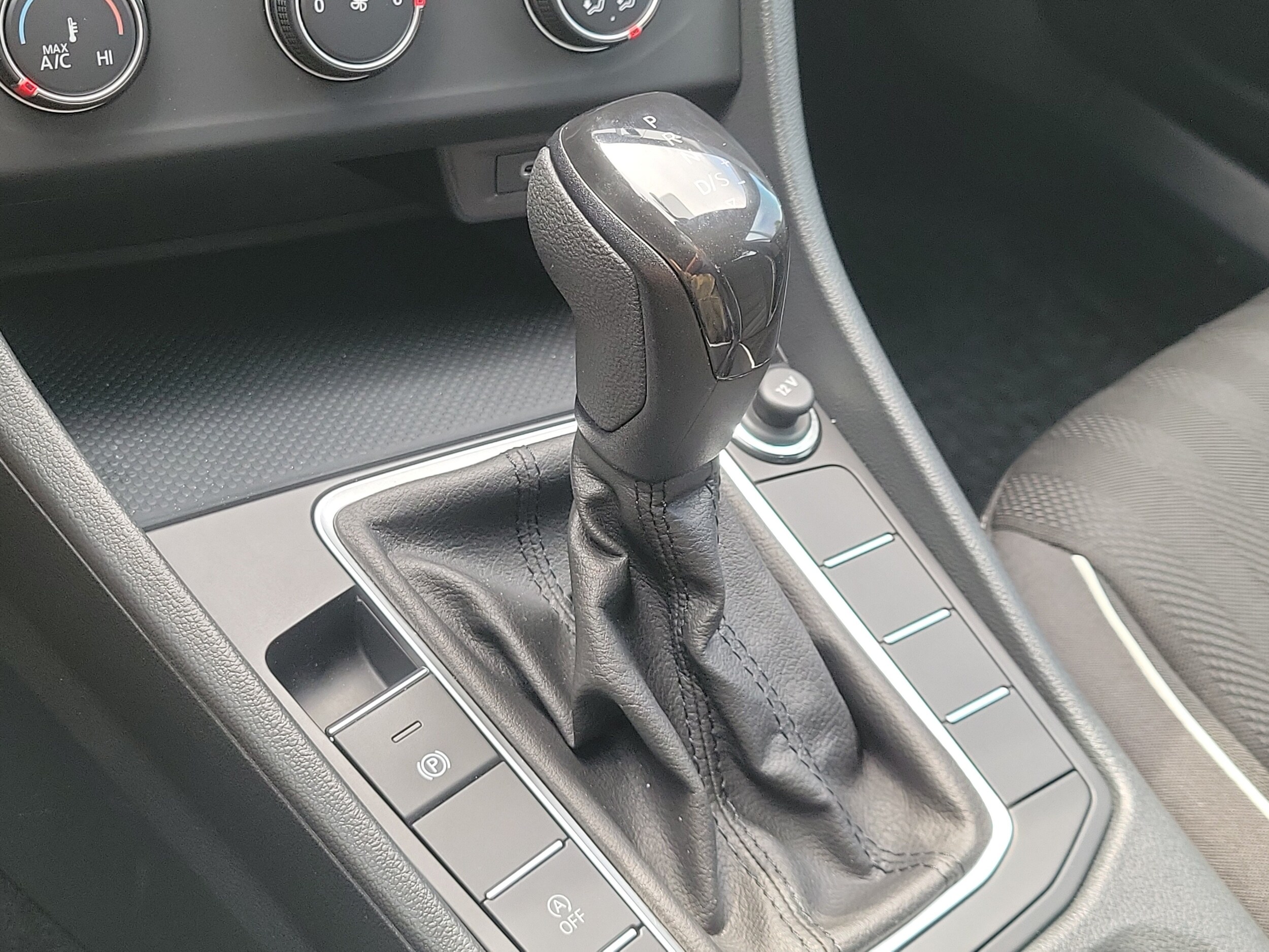 2023 Volkswagen Jetta Sport - Photo 21