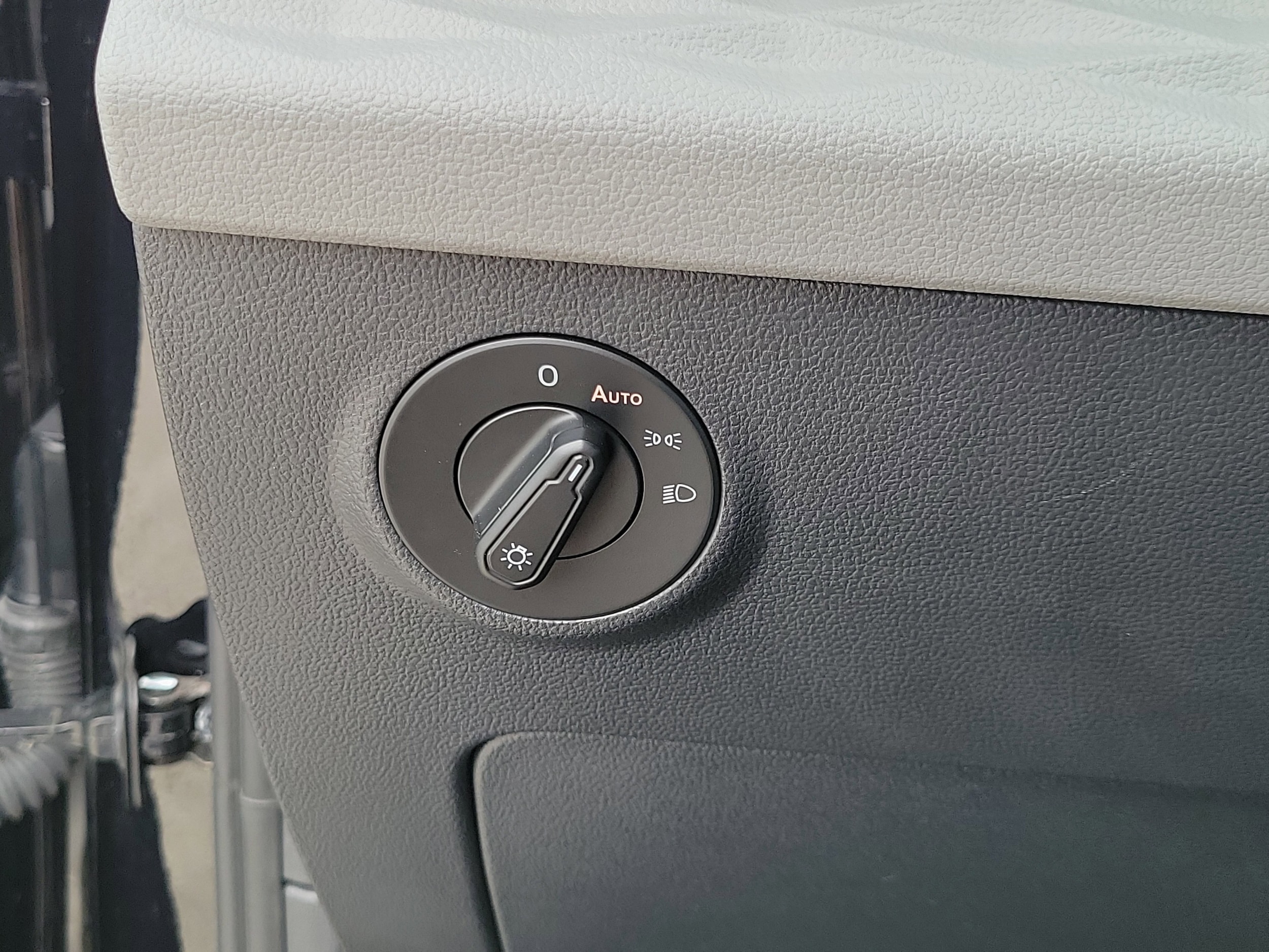 2024 Volkswagen Taos S - Photo 19