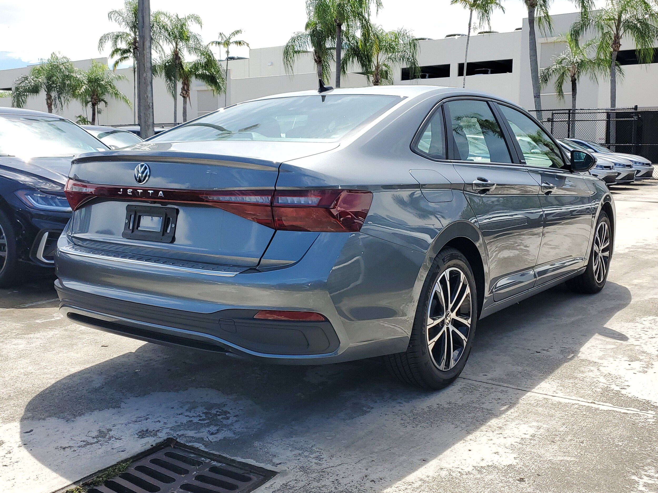 2026 Volkswagen Jetta Sport photo 3