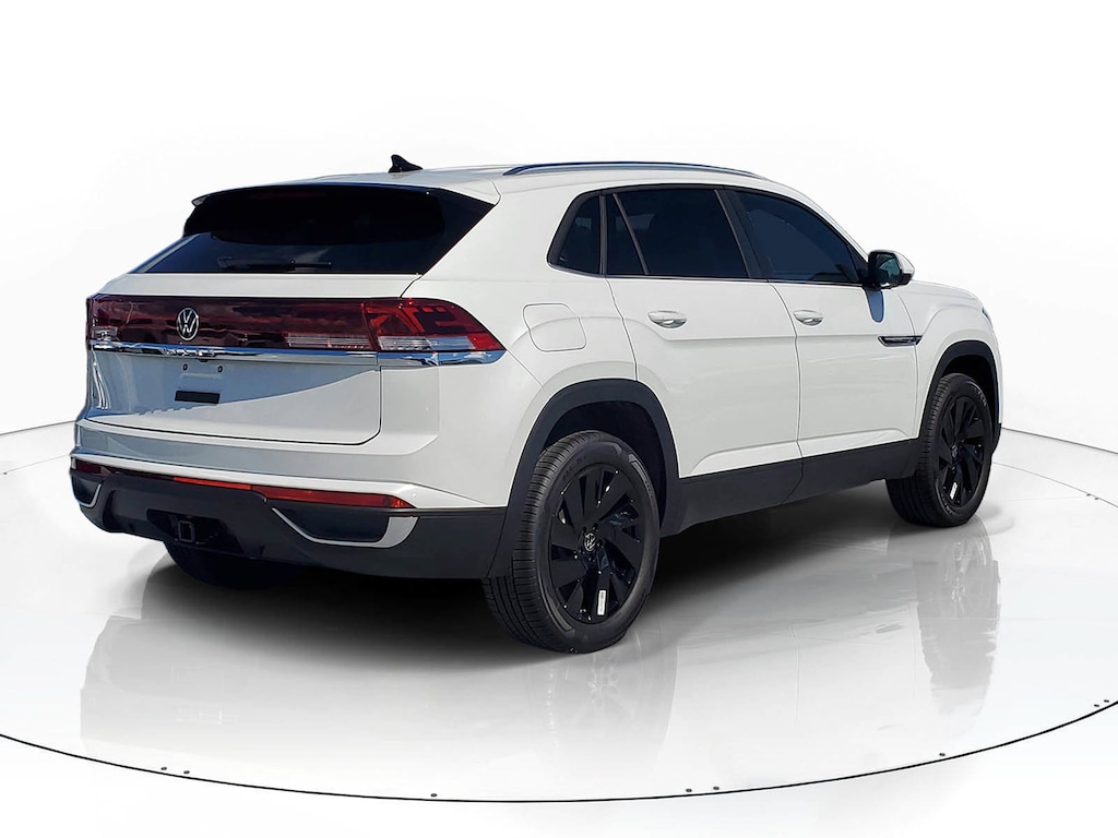 New 2026 Volkswagen Atlas Cross Sport SE w/Technology SUV