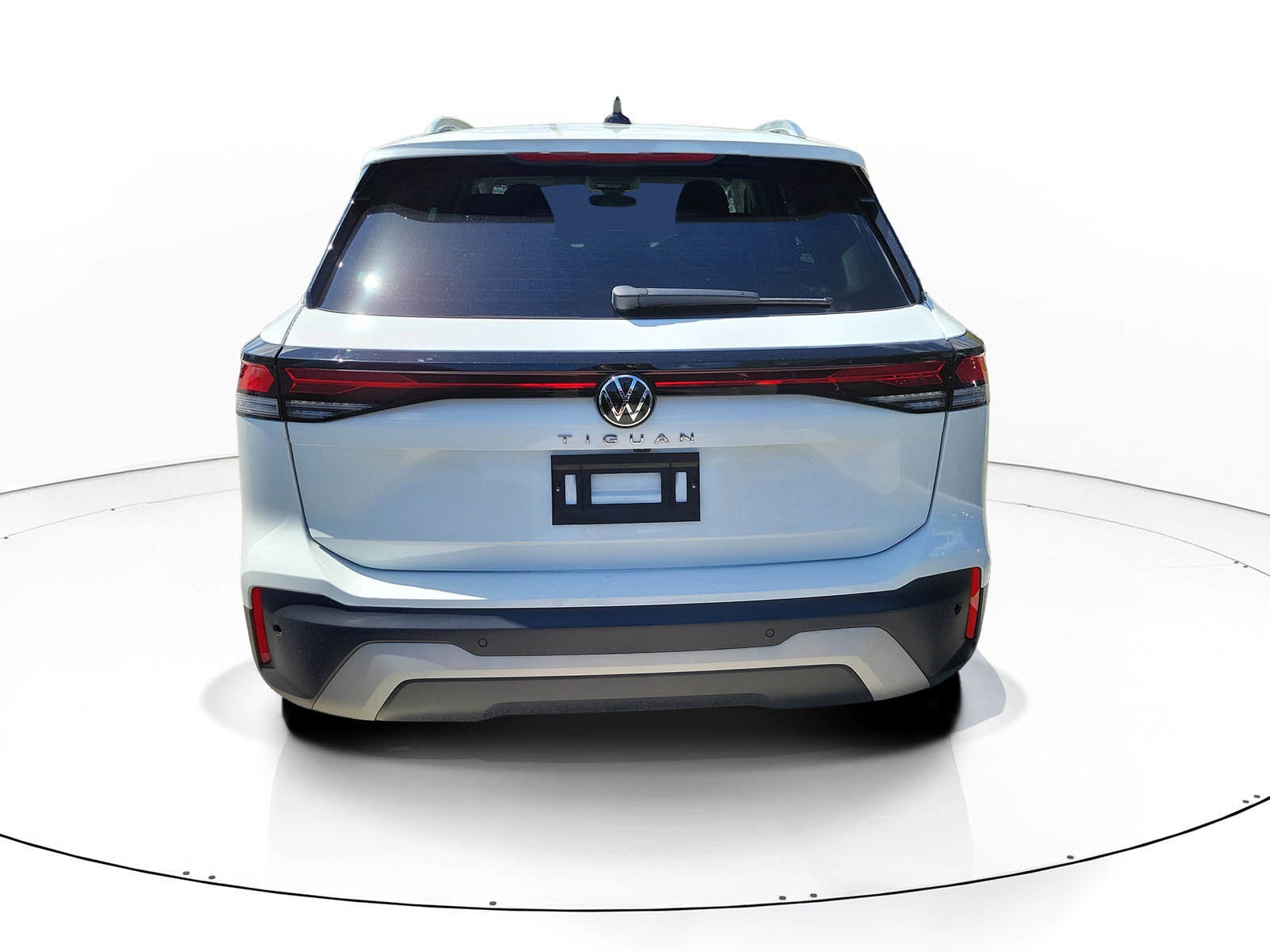 2025 Volkswagen Tiguan S - Photo 8