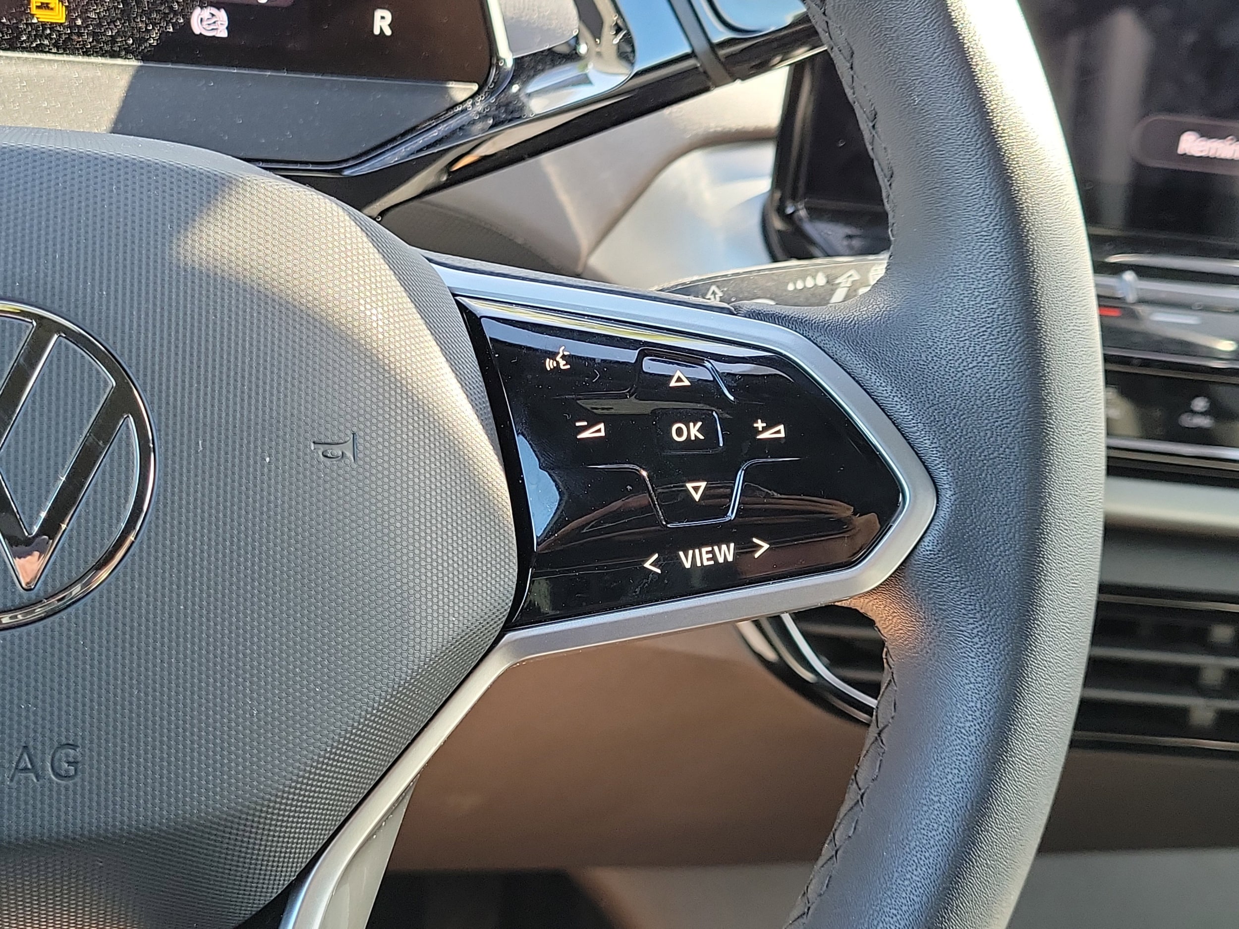 2023 Volkswagen ID.4 PRO - Photo 22