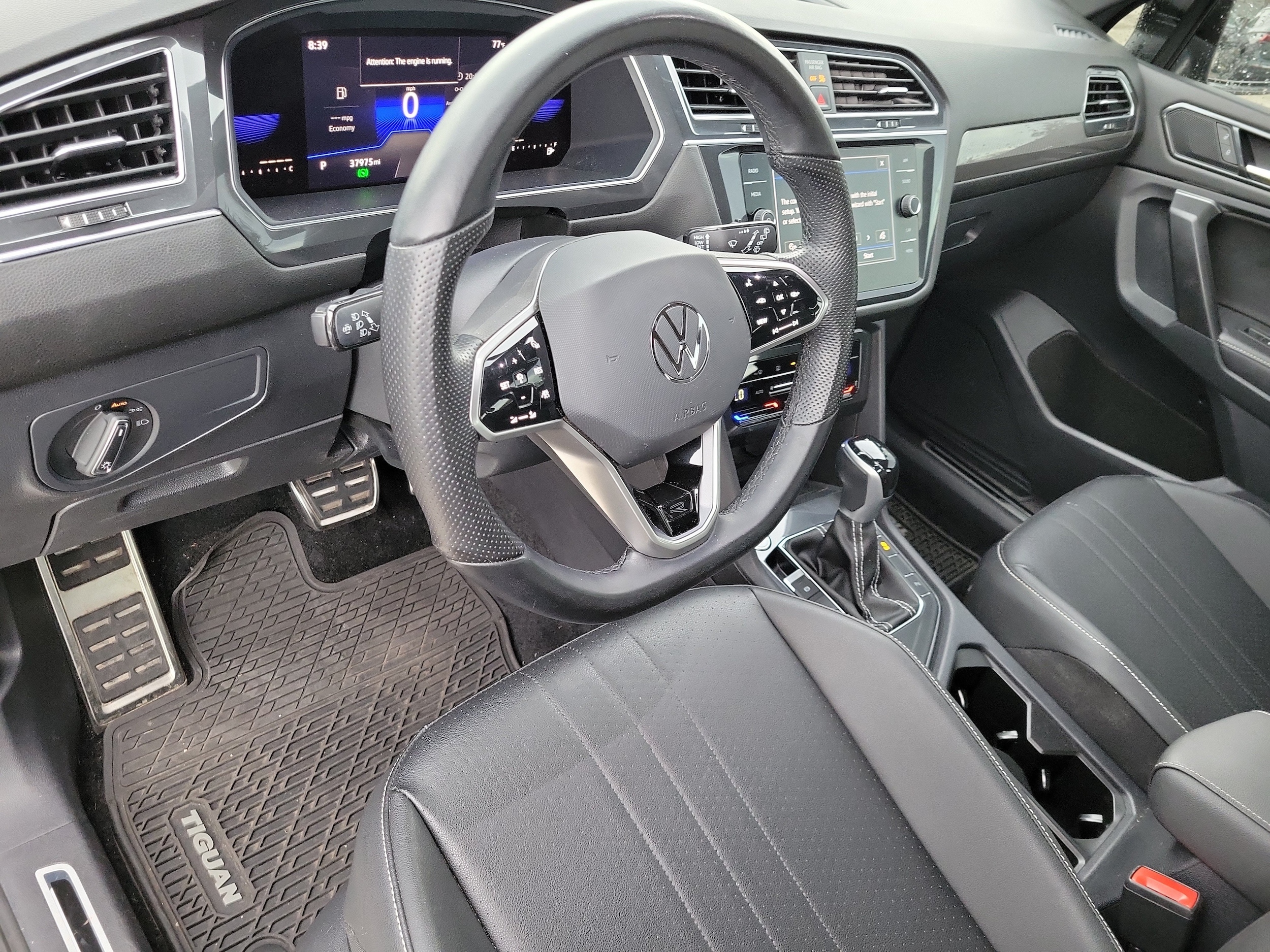 2023 Volkswagen Tiguan SE R-LINE BLACK - Photo 18