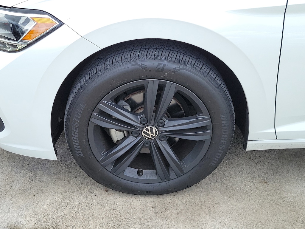 Used 2023 Volkswagen Jetta 1.5T SE Sedan