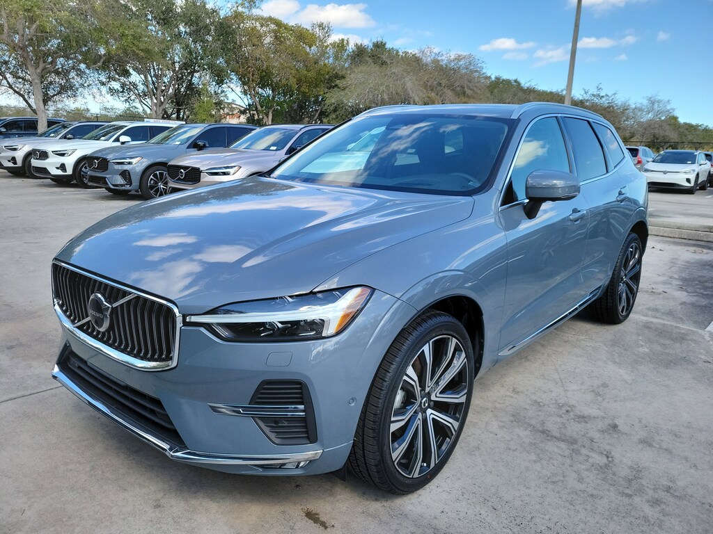 Used 2023 Volvo XC60 B5 AWD Ultimate Bright SUV