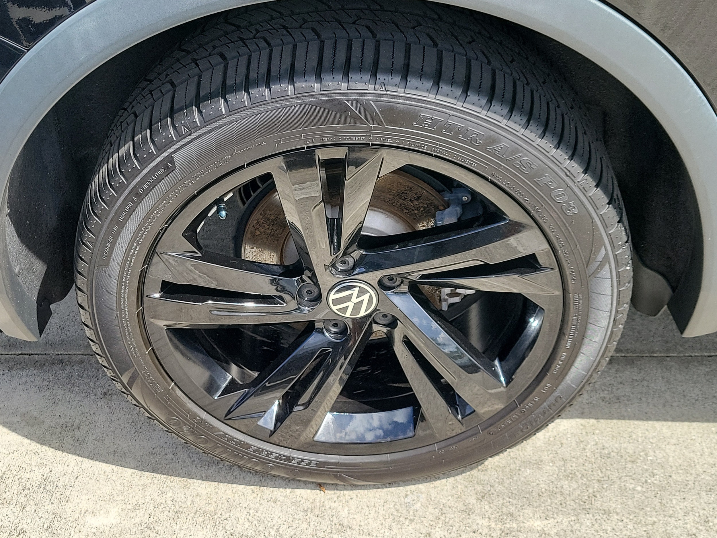 2023 Volkswagen Tiguan SE R-LINE BLACK - Photo 10