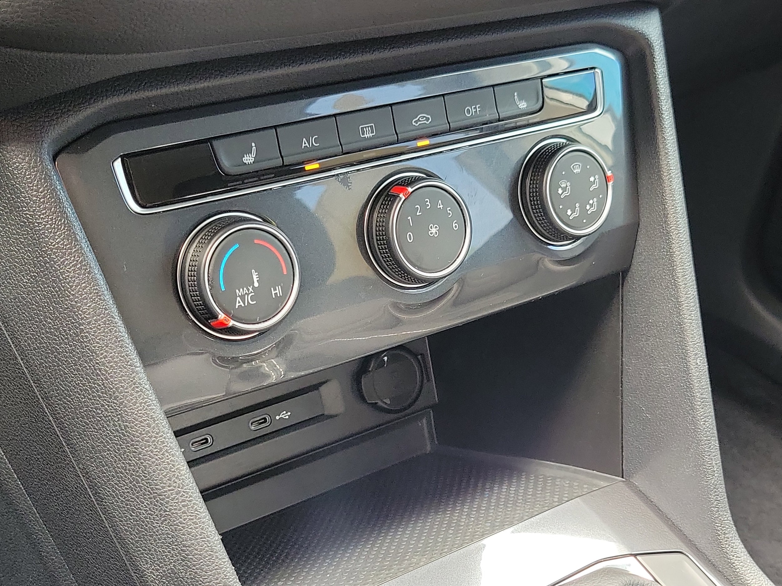 2023 Volkswagen Tiguan S - Photo 24